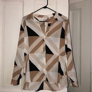 NEW YORK & Co Printed bottom down blouse